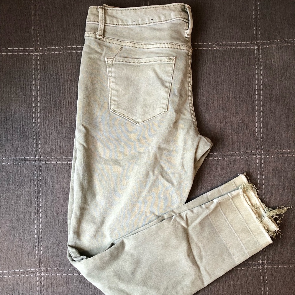 Mossimo army green distressed jeans